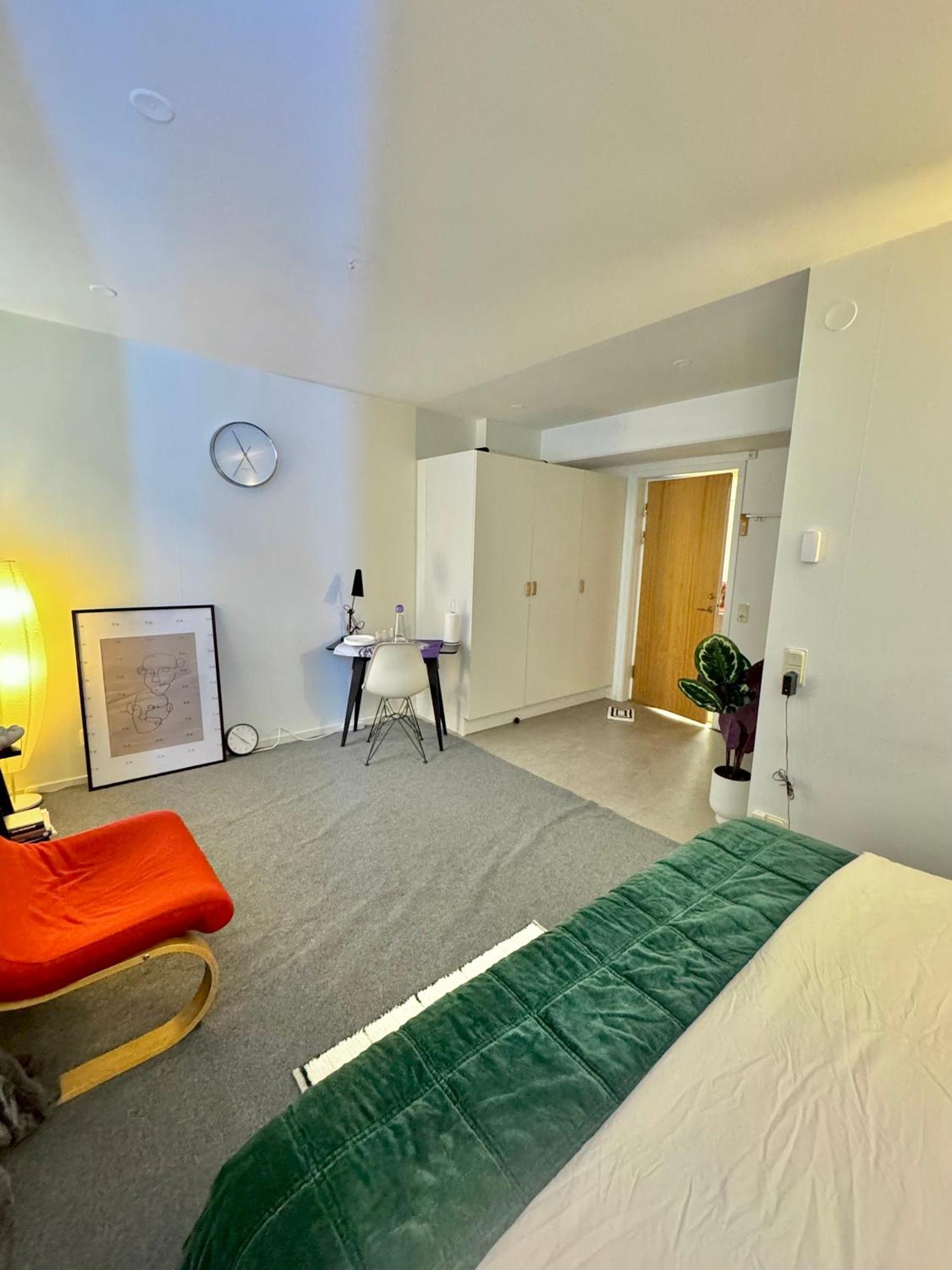 Privatunterkunft Guest Within Walking Distance To Station Kalmar